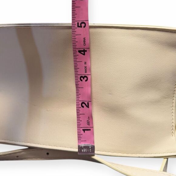 STEVE MADDEN Women’s Yellow Bevelyn Crossbody Bag - Picture 7 of 7